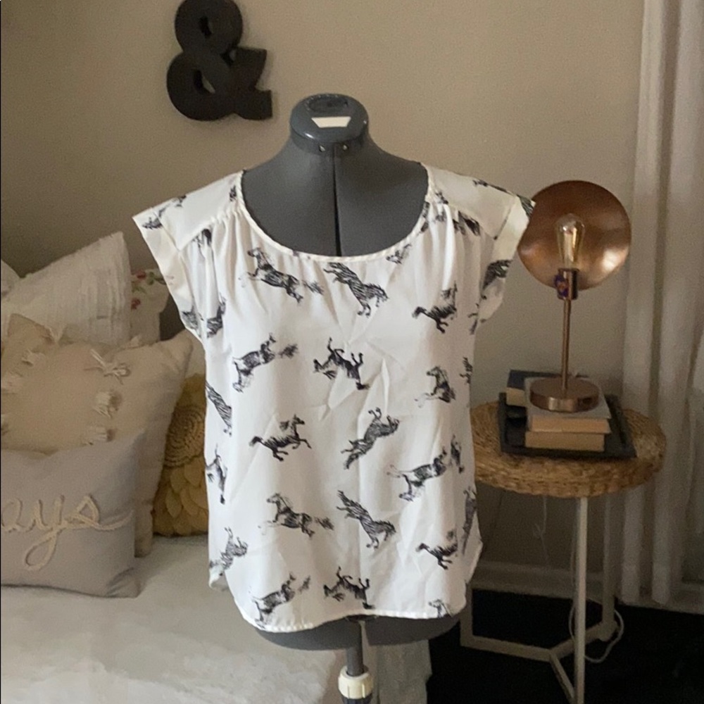 Unique open back horse blouse tank